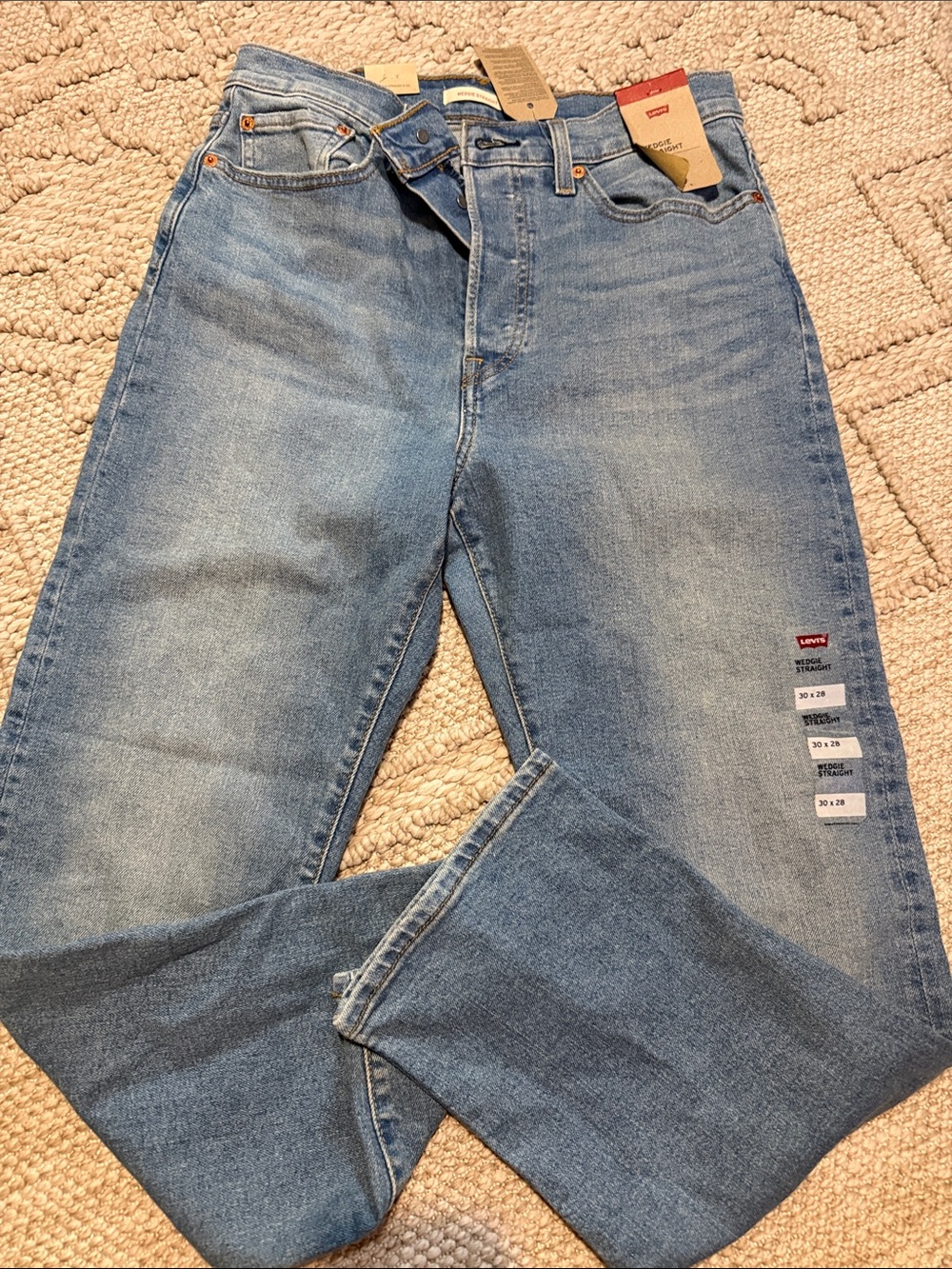 Levi's Women’s Light Wash Straight Jeans